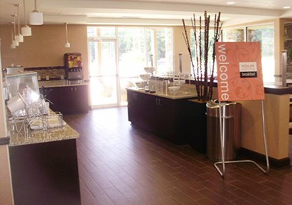 Comfort Inn & Suites Dothan East Экстерьер фото