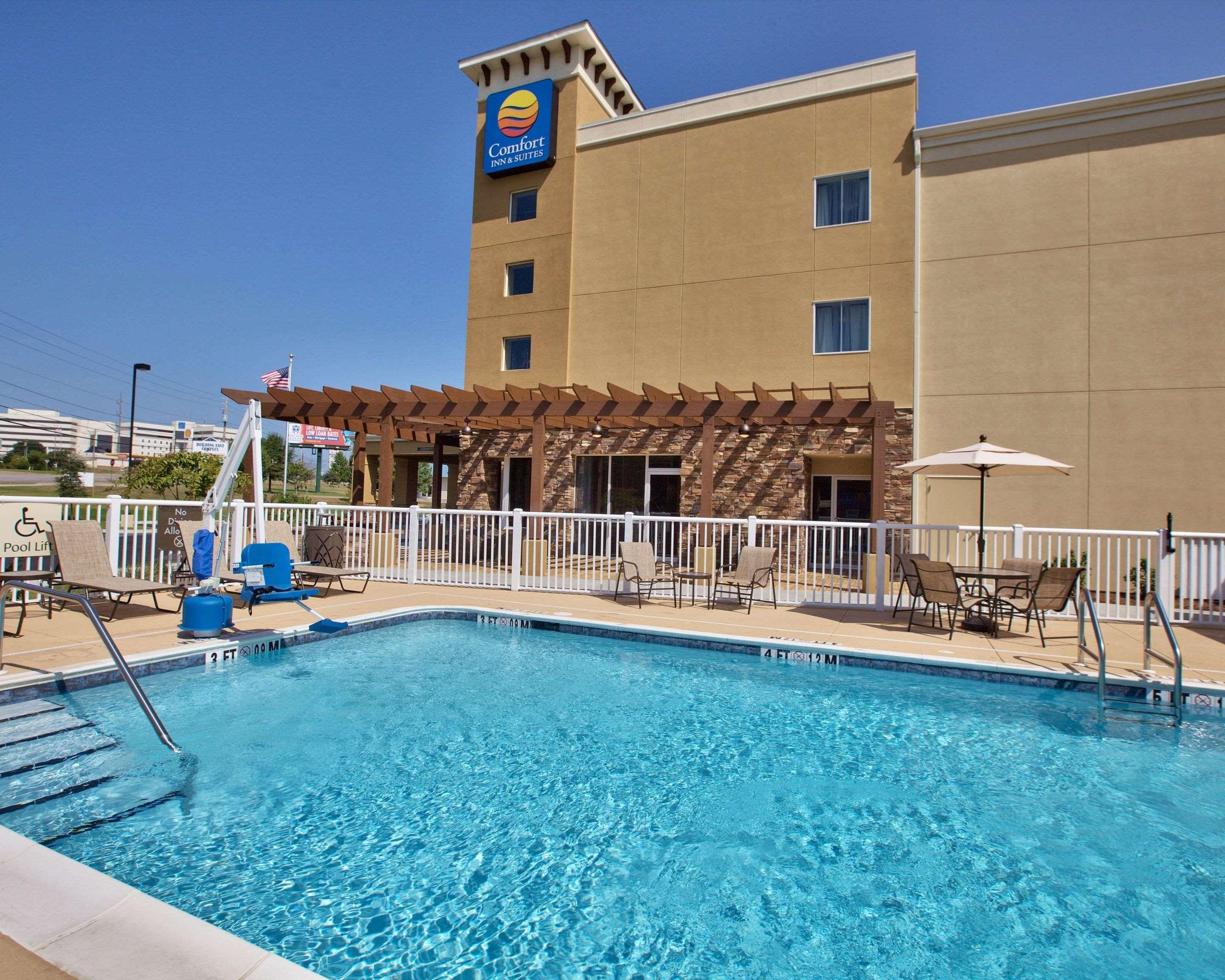 Comfort Inn & Suites Dothan East Экстерьер фото