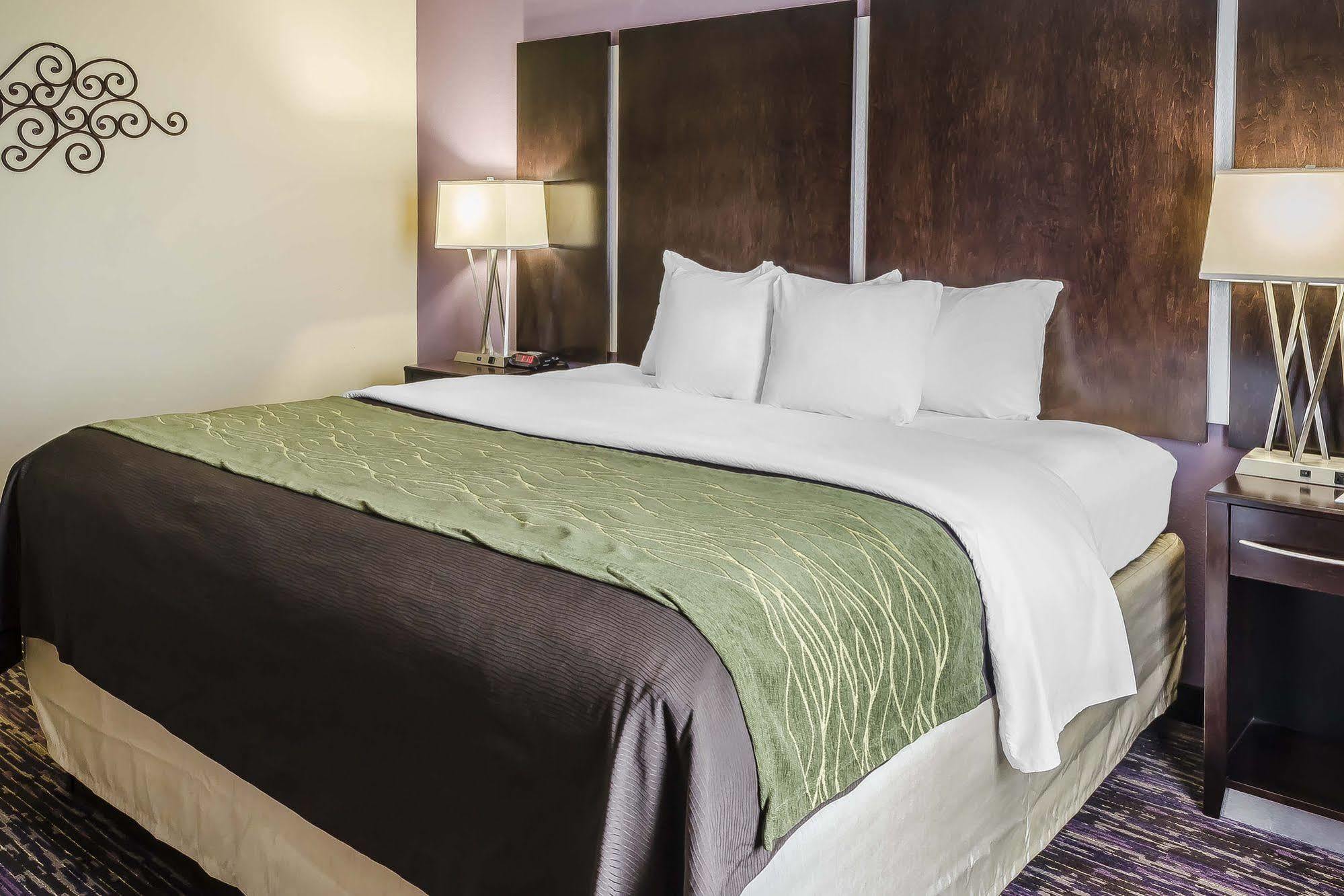 Comfort Inn & Suites Dothan East Экстерьер фото