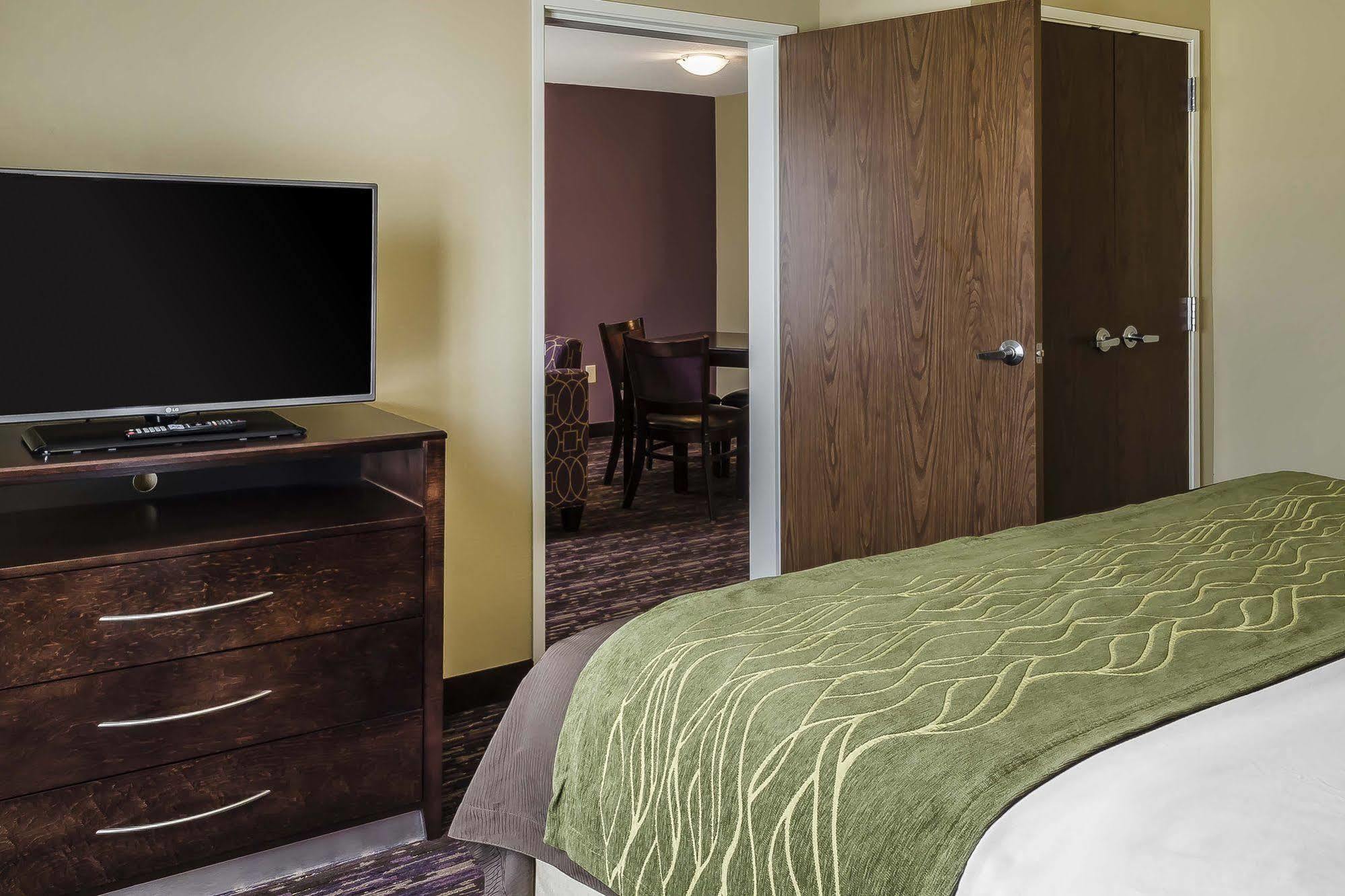 Comfort Inn & Suites Dothan East Экстерьер фото